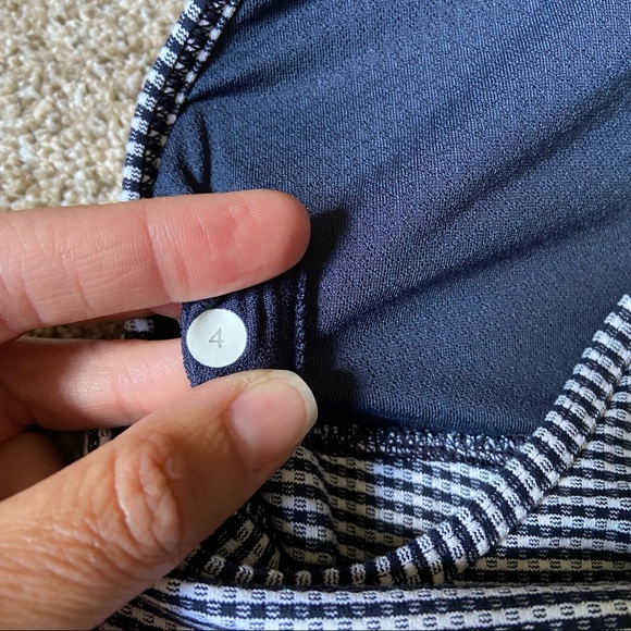 Lululemon Practice Freely Tank - Picture 6 of 7